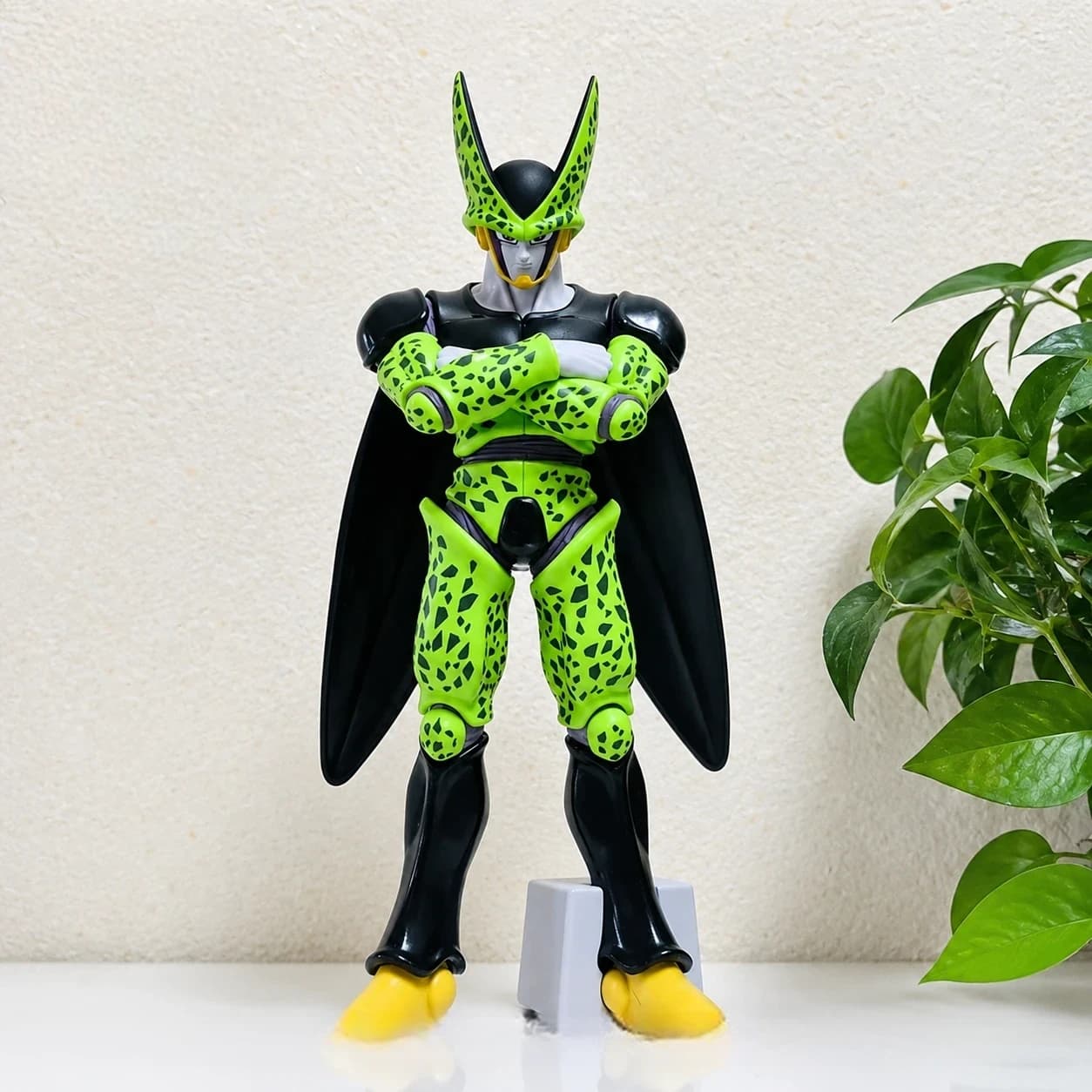 Cell Action Figure – Dragon Ball