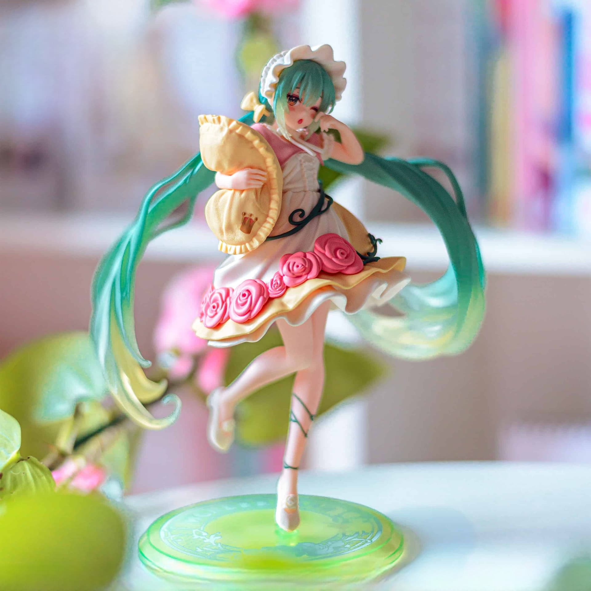 Hatsune Miku (Sleeping Beauty Ver.) Wonderland Figure | 20 CM