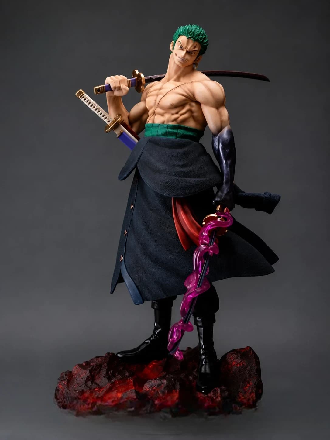 Roronoa Zoro “King of Hell” Statue