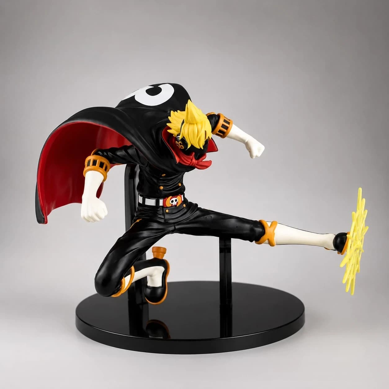 Stealth Black Sanji Action Figure – Germa 66 Raid Suit Edition (One Piece)