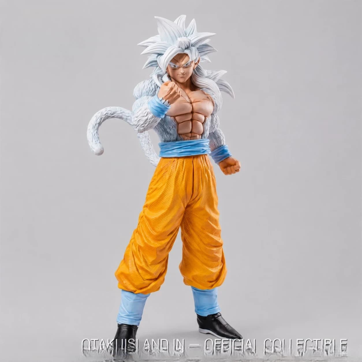 Super Saiyan 5 Goku Statue