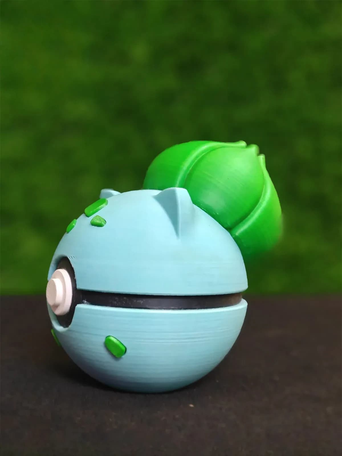 The Exclusive Plant-Type Poké Ball!