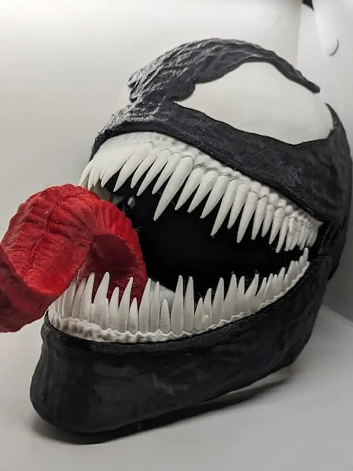 Venom Mask with Movable Jaw & Long Tongue