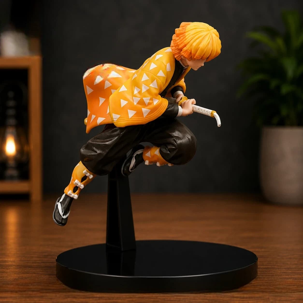 Zenitsu Agatsuma 15 cm Action Figure